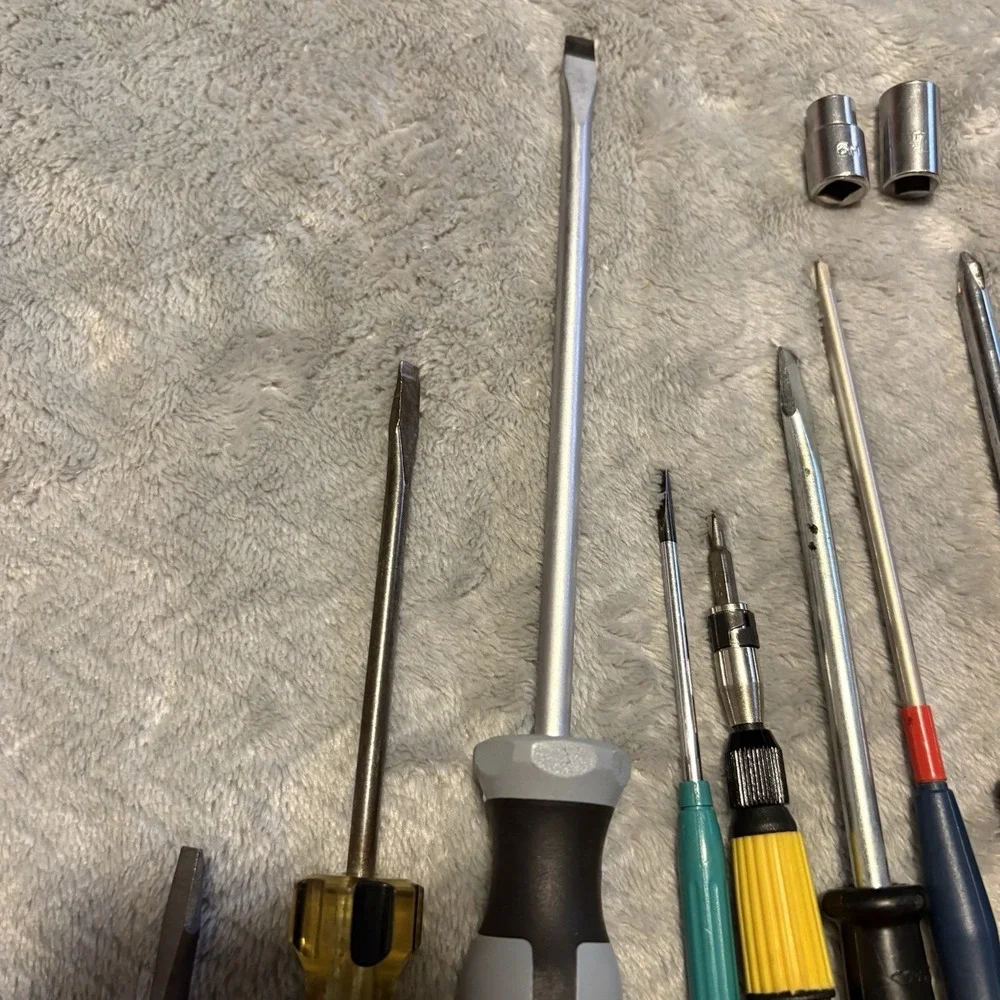 11pc Screwdriver set and 2 sockets - See Pictures - Various Brands and Sizes